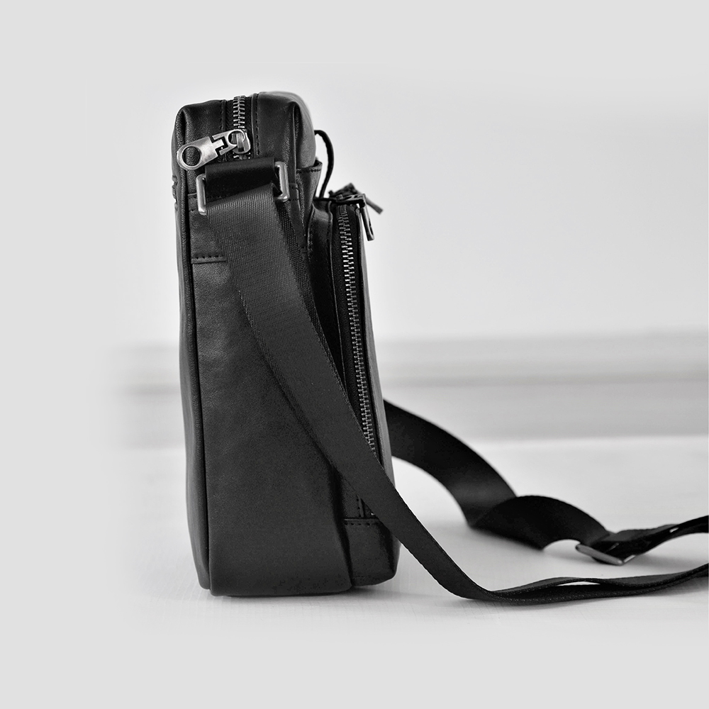 Multi-functional Pocket Business Work Study Crossbody Bag