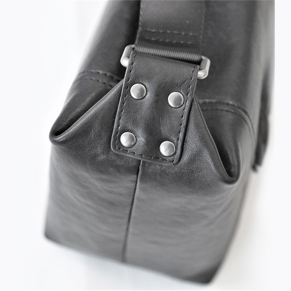 Weekenders Crossbody Bags for Travel