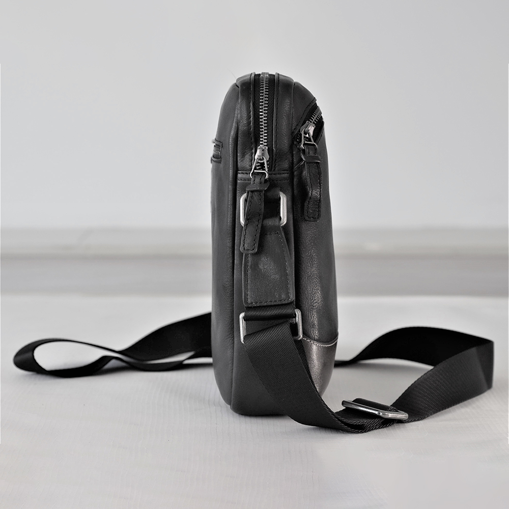 Color-matching Crossbody Bag Messager Bag