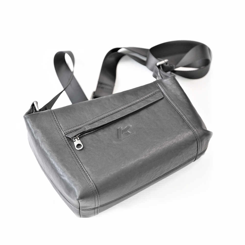 Weekenders Crossbody Bags for Travel
