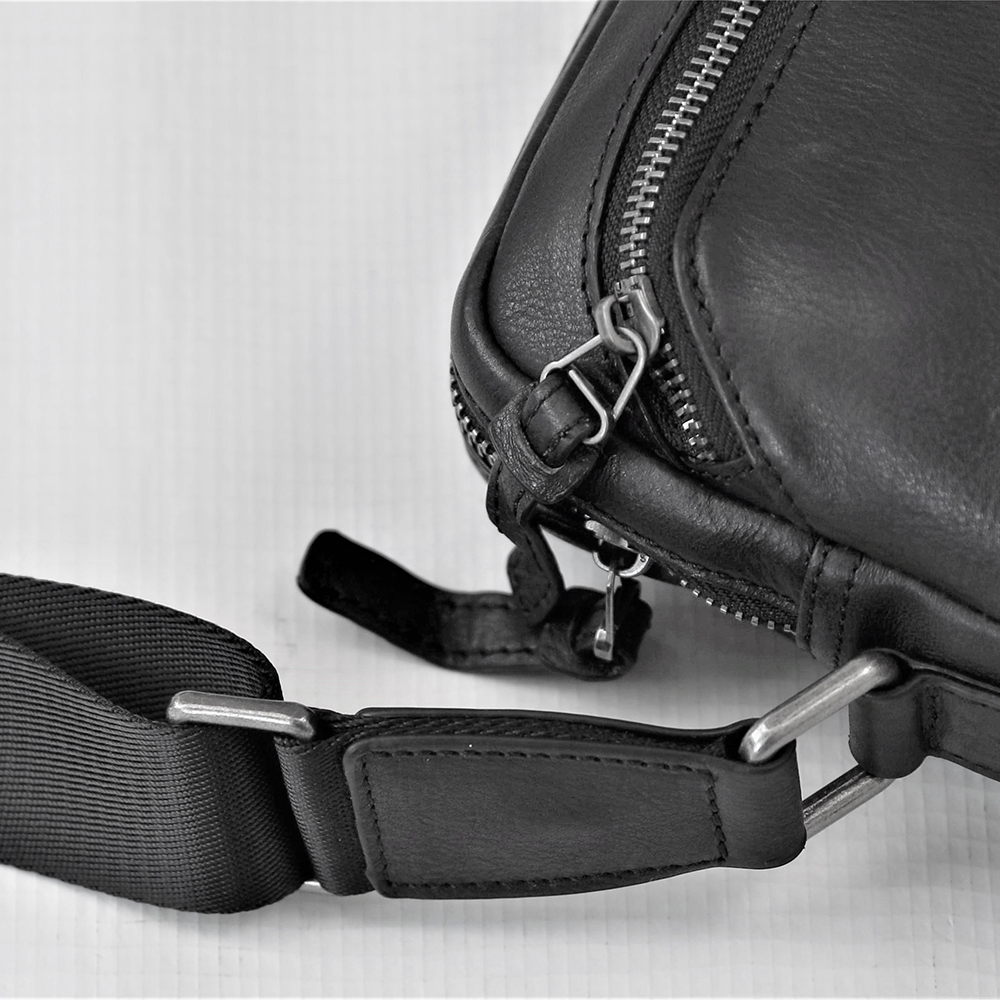 Color-matching Crossbody Bag Messager Bag