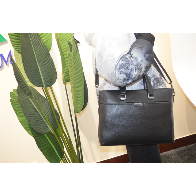 Minimalist Genuine Leather Crossbody Shoulder Bags Briefcase Business Laptop Bag with Adjustable Strap