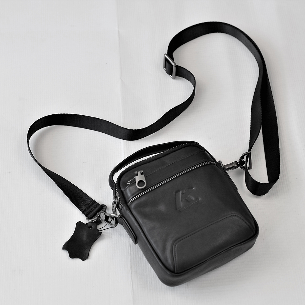 Portable Shoulder Bag with Handle