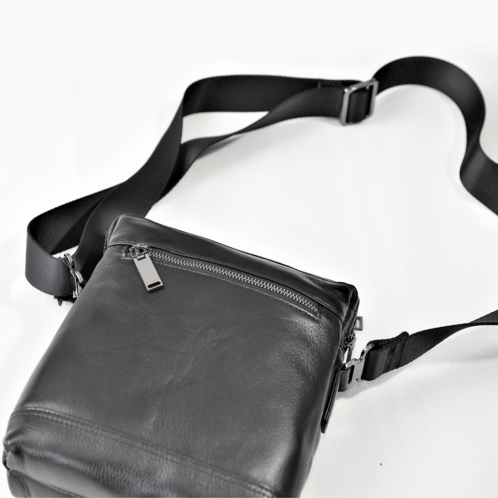 Black Leather Shoulder Bag