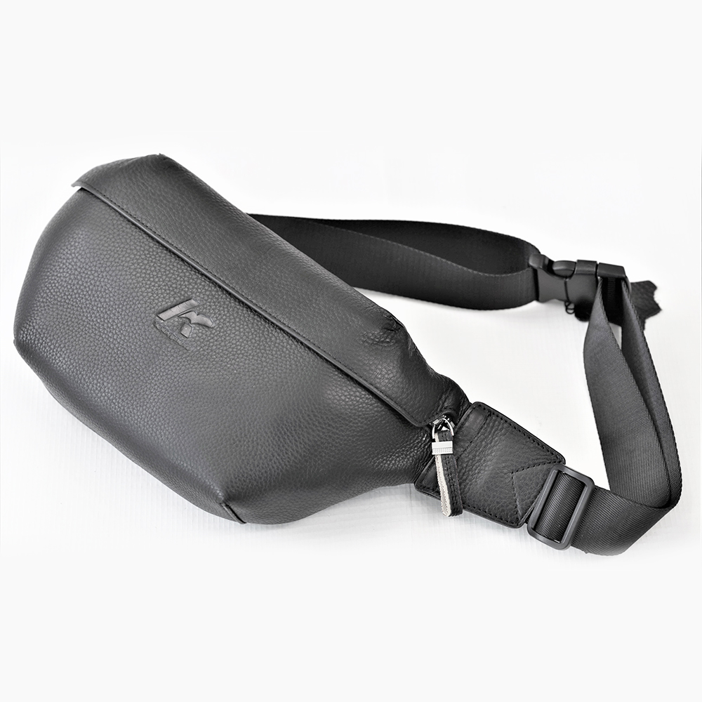 Genuine Leather Designer Travel Fanny Pack with Waist Belt Black