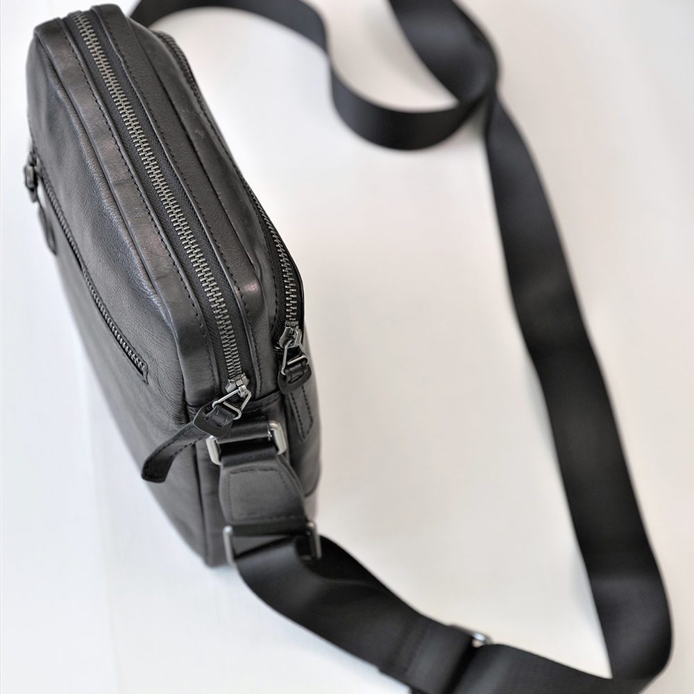 Leather Crossbody Shoulder Bag for Men