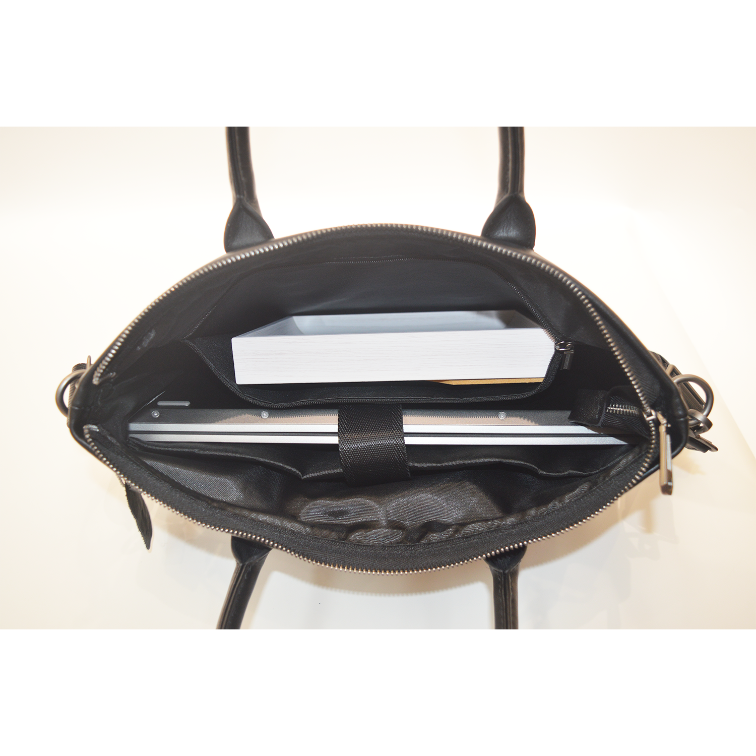 Classic Large Capacity Genuine Leather Business Handbag Shoulder Bag Waterproof Men's Messenger Bag Travel Handbag