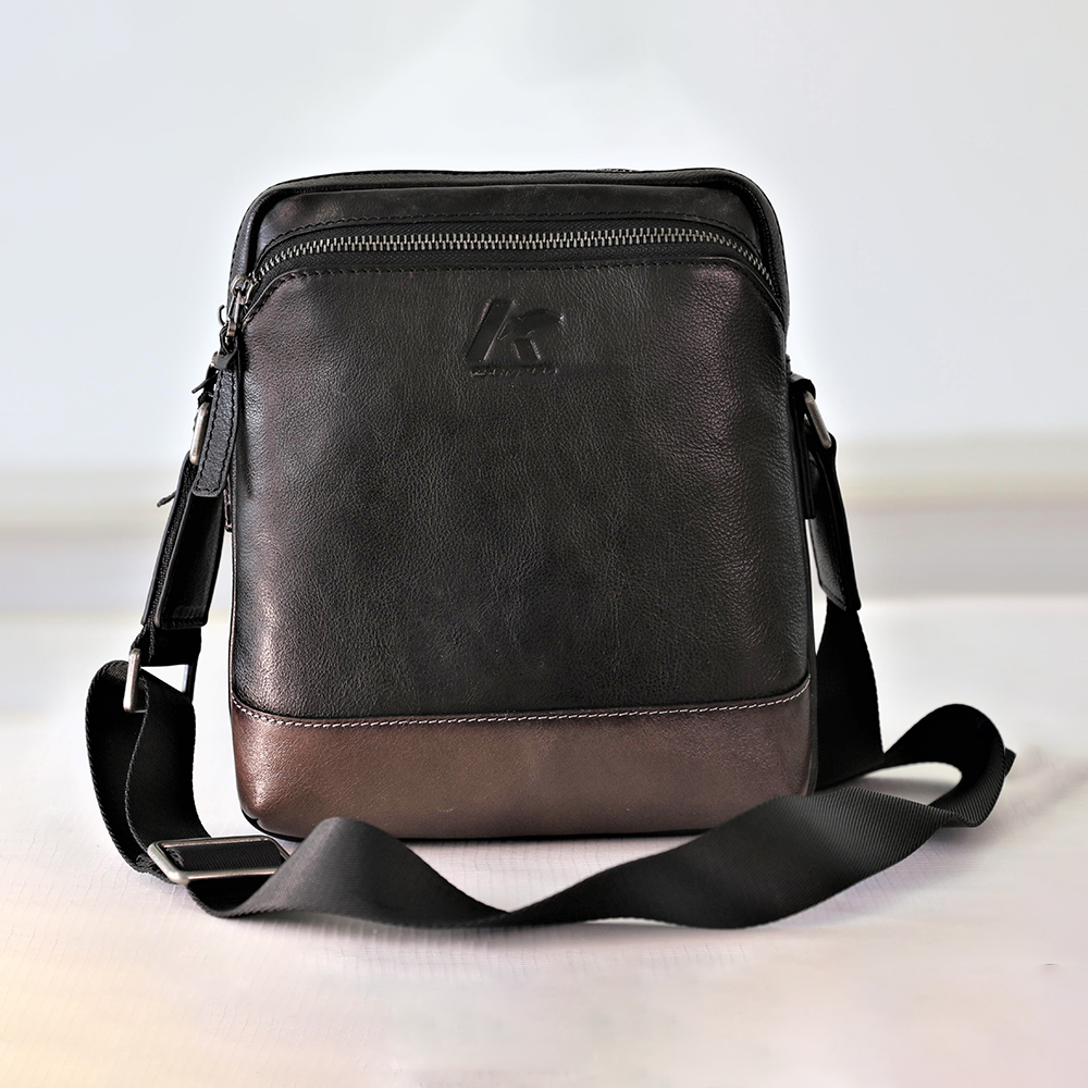 Leather Crossbody Shoulder Bag for Men